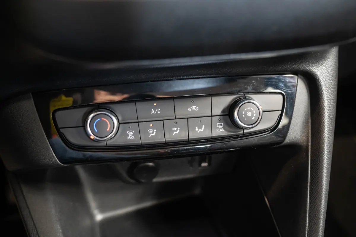 1.2 Edition | Camera | Parkeersensoren | Apple Carplay & Android Auto | Lichtmetalen velgen | Airco | Cruise Controle |