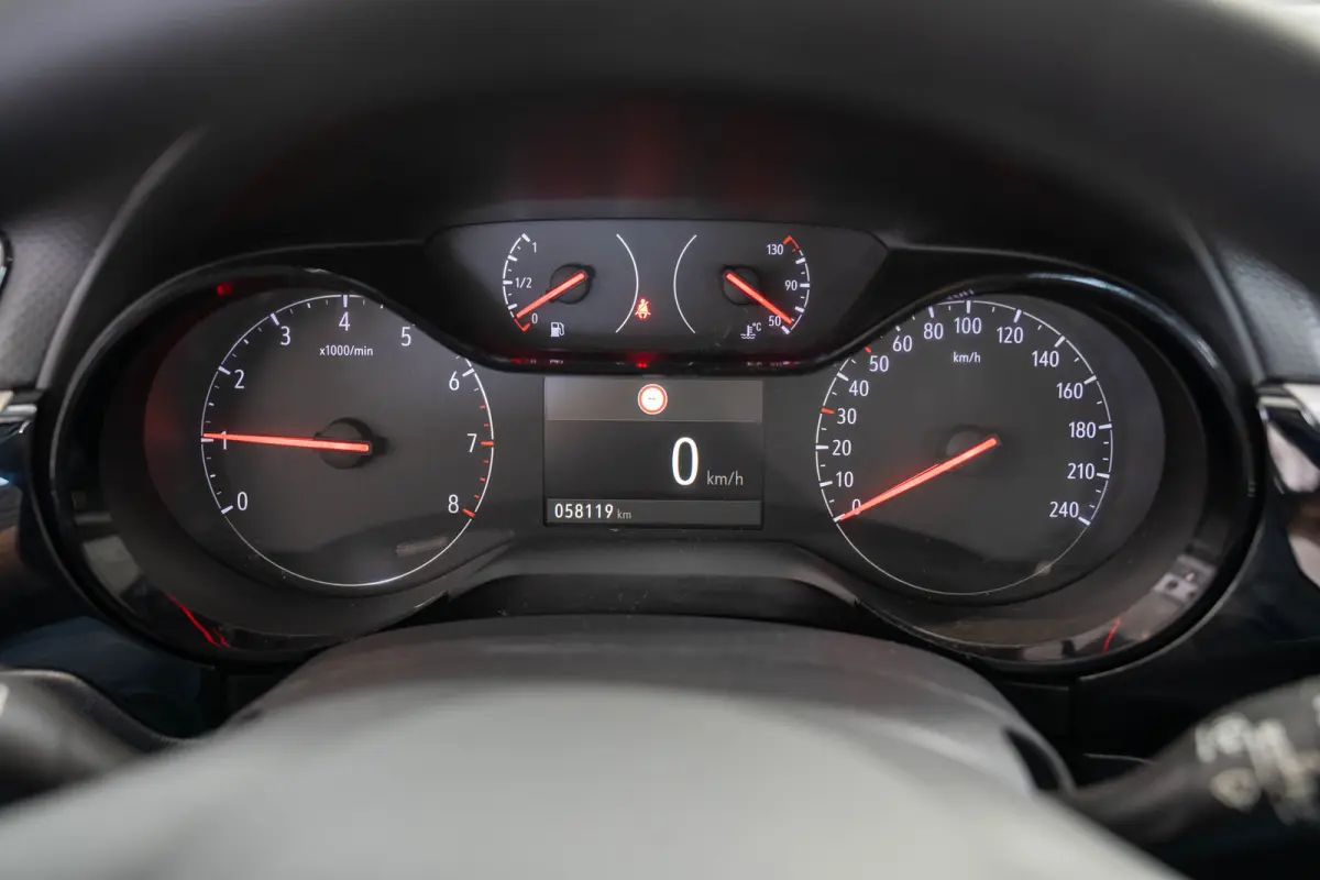 1.2 Edition | Camera | Parkeersensoren | Apple Carplay & Android Auto | Lichtmetalen velgen | Airco | Cruise Controle |