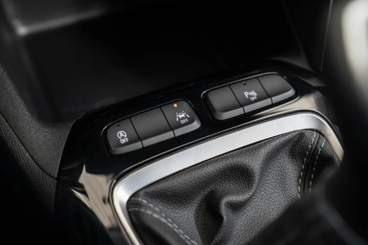 1.2 Edition | Camera | Parkeersensoren | Apple Carplay & Android Auto | Lichtmetalen velgen | Airco | Cruise Controle |