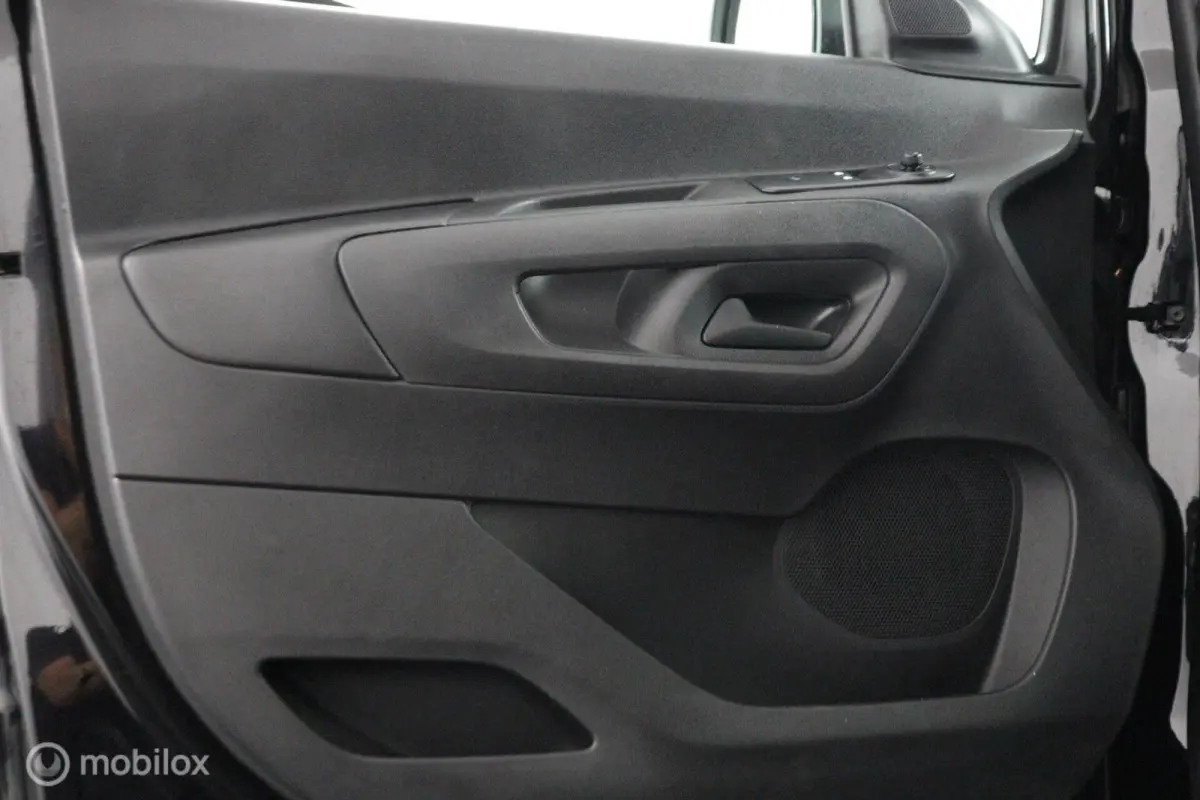 1.5D 102 Pk H6 L1H1 | Airco | Cruise | Camera | Zij-schuifdeur | Car-play | Parkeersensoren | NL Auto | 32dkm NAP | DEALER-STAAT