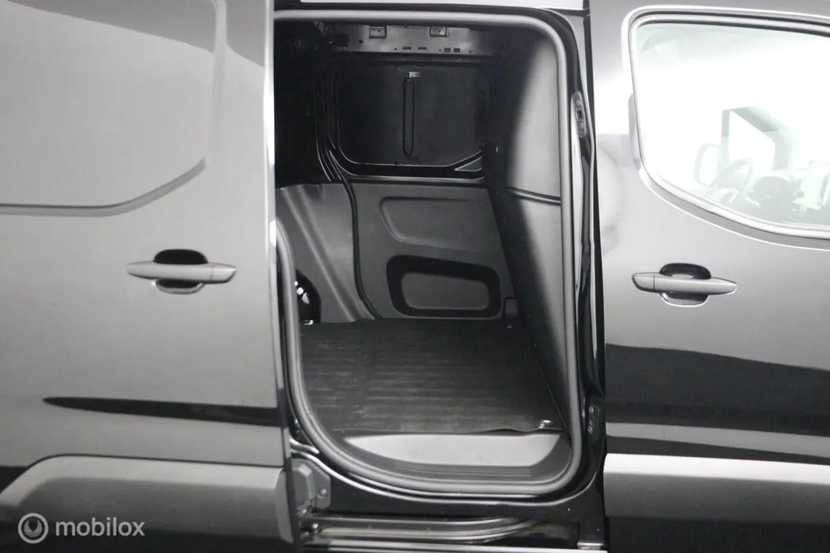 1.5D 102 Pk H6 L1H1 | Airco | Cruise | Camera | Zij-schuifdeur | Car-play | Parkeersensoren | NL Auto | 32dkm NAP | DEALER-STAAT
