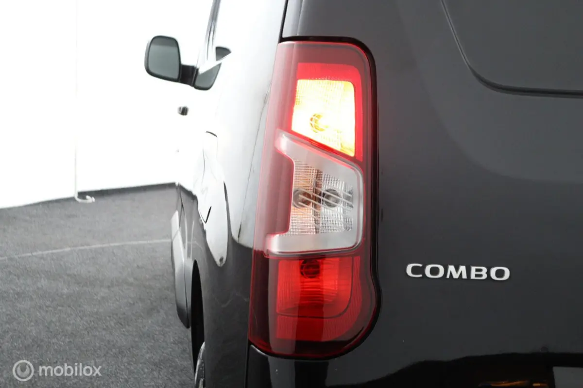 1.5D 102 Pk H6 L1H1 | Airco | Cruise | Camera | Zij-schuifdeur | Car-play | Parkeersensoren | NL Auto | 32dkm NAP | DEALER-STAAT
