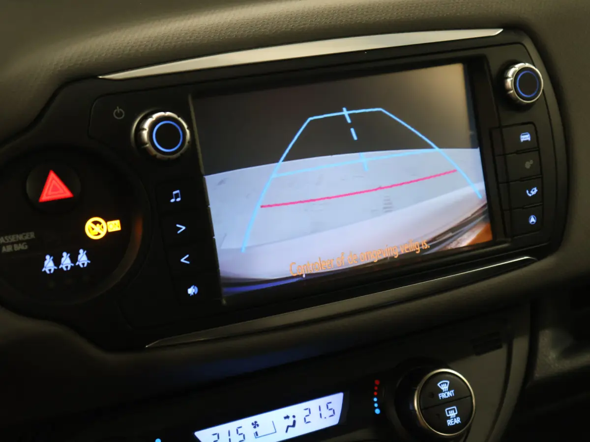 1.5 Hybrid Trend [CRUISE CONTROL, ACHTERUITRIJCAMERA, PDC V+A, NAVIGATIE, CLIMATE CONTROL, LEDERENSTUUR, BLUETOOTH, LED, NIEUWSTAAT]