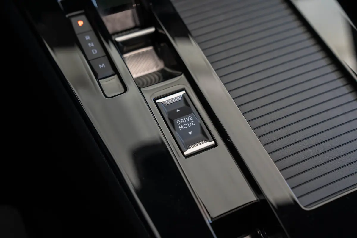 1.2 Turbo Hybrid GS | Tot 8 Jaar Garantie | Schuif-Kanteldak | Alcantara | Head-Up | Keyless | Matrix LED | Stoel & Stuurverwarming |