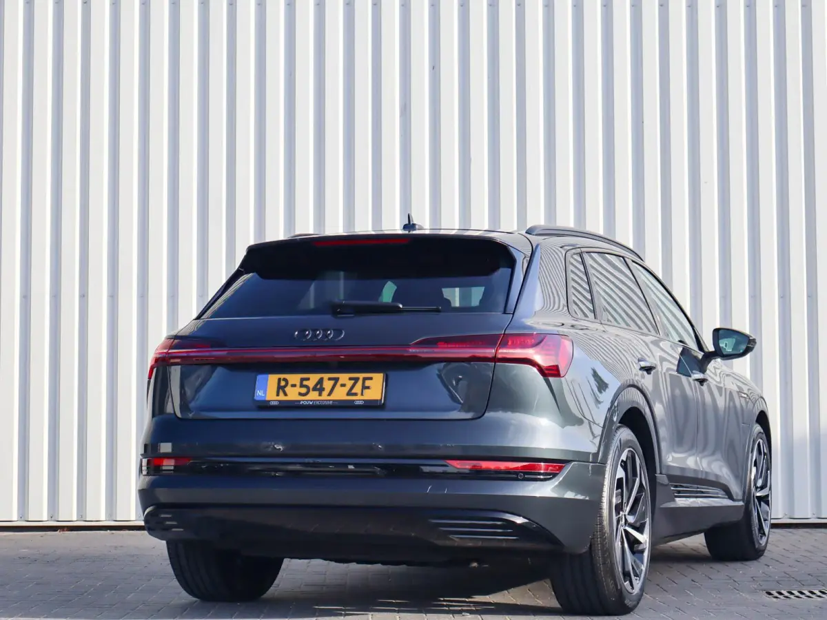 55 408pk quattro Advanced edition 95 kWh | SoH 94% | 21" Velgen | Leder | Achteruitrijcamera | Luchtvering | Voorstoelen Verwarmd