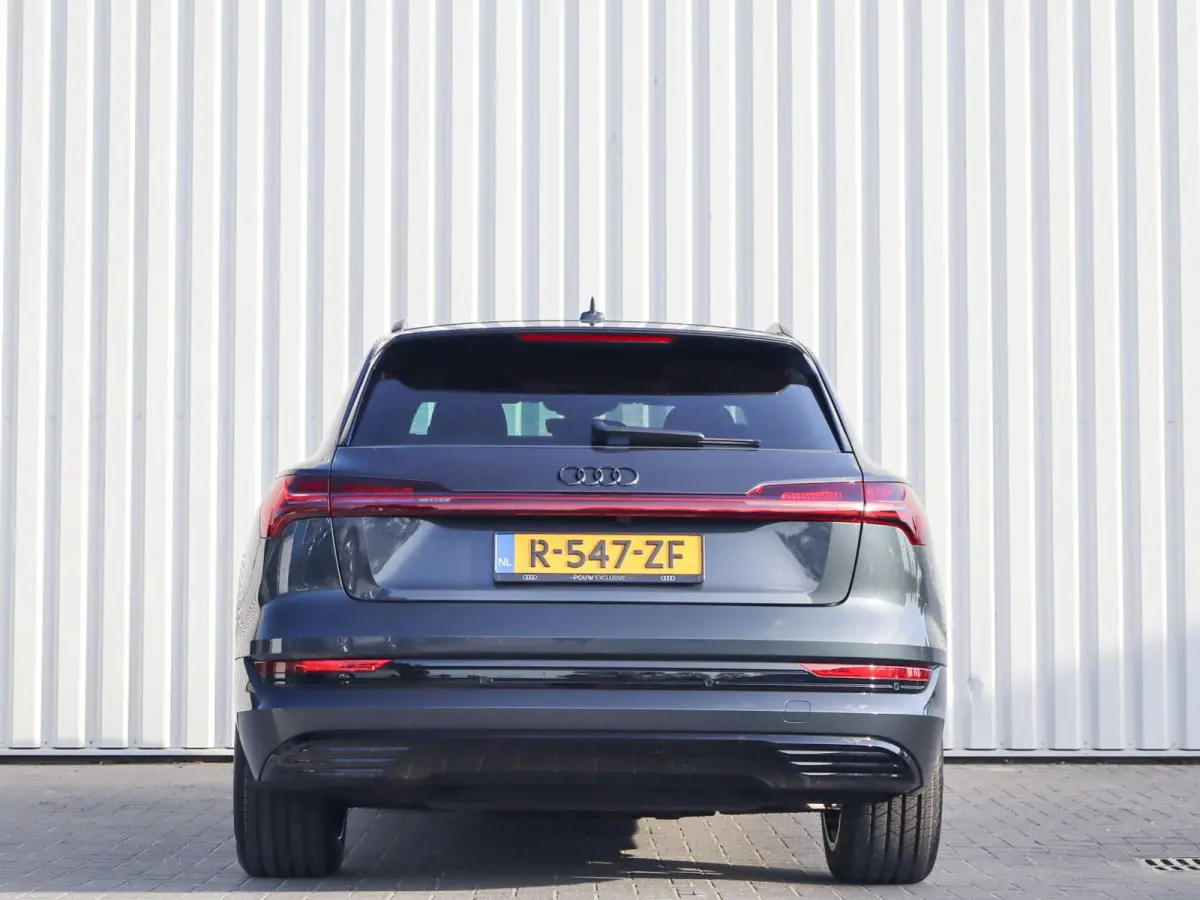 55 408pk quattro Advanced edition 95 kWh | SoH 94% | 21" Velgen | Leder | Achteruitrijcamera | Luchtvering | Voorstoelen Verwarmd