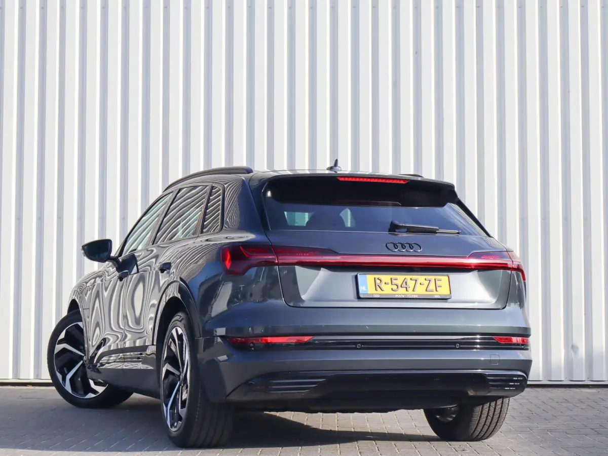 55 408pk quattro Advanced edition 95 kWh | SoH 94% | 21" Velgen | Leder | Achteruitrijcamera | Luchtvering | Voorstoelen Verwarmd