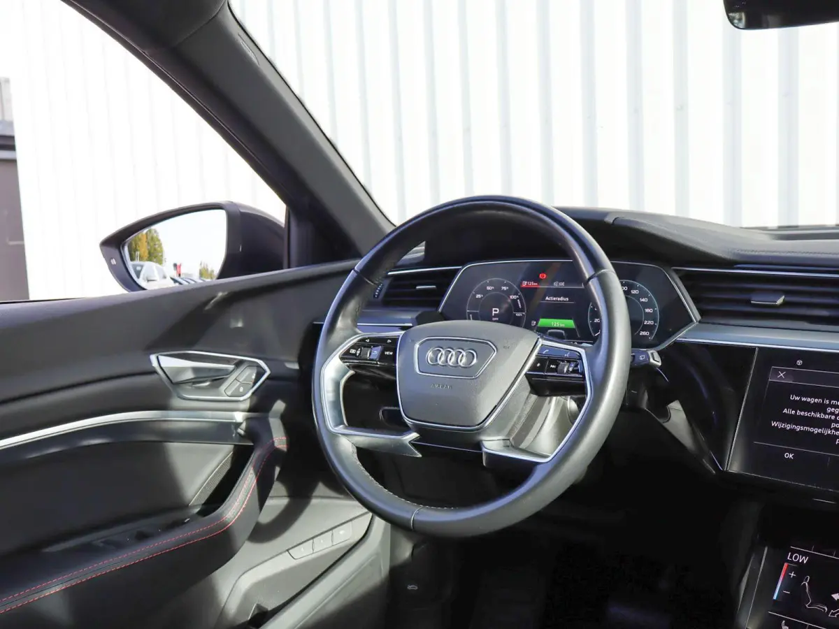 55 408pk quattro Advanced edition 95 kWh | SoH 94% | 21" Velgen | Leder | Achteruitrijcamera | Luchtvering | Voorstoelen Verwarmd