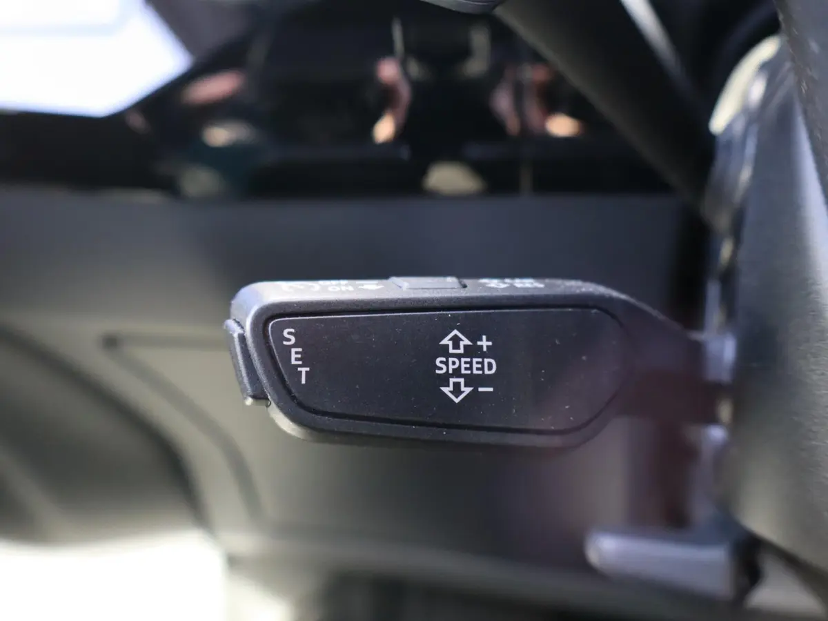 55 408pk quattro Advanced edition 95 kWh | SoH 94% | 21" Velgen | Leder | Achteruitrijcamera | Luchtvering | Voorstoelen Verwarmd