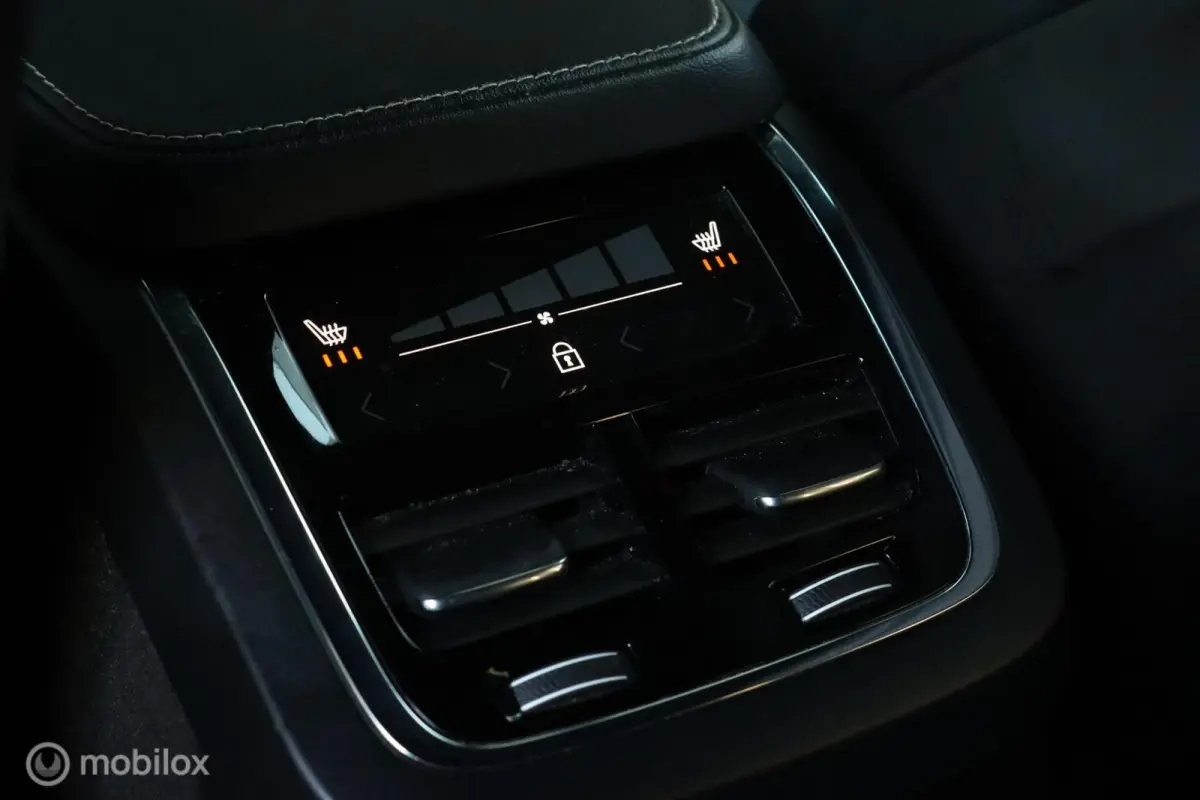 2.0 T8 Recharge AWD R-Design|7P|H&K AUDIO|ACC|MEMORY|TREKHAAK