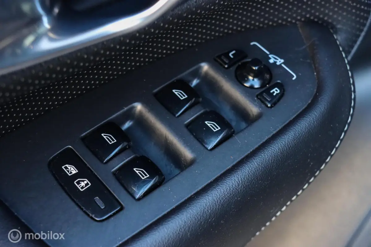 2.0 T8 Recharge AWD R-Design|7P|H&K AUDIO|ACC|MEMORY|TREKHAAK