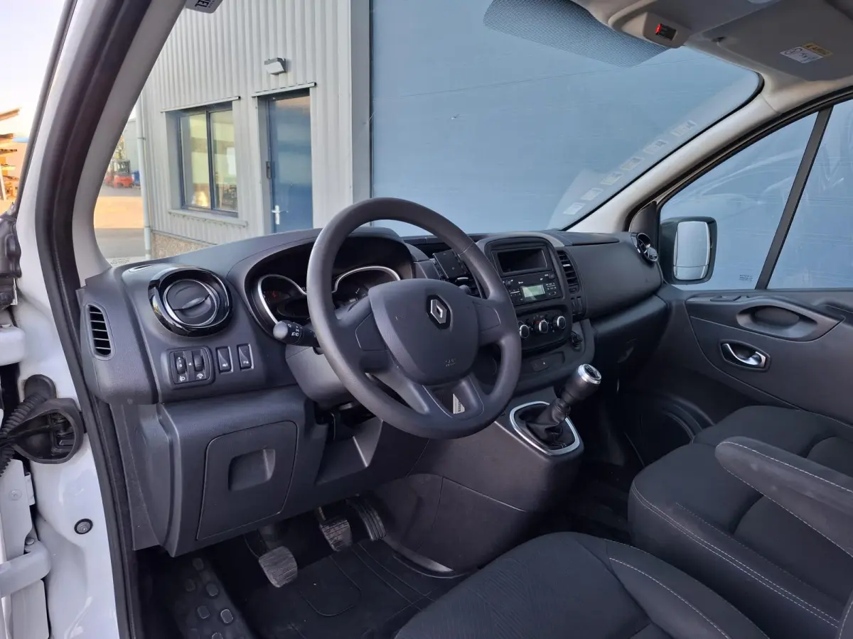 2.0 dCi 120 T29 L2H1 Luxe AIRCO / KASTEN INRICHTING / 3 ZITS / IMPERIAL / EURO 6