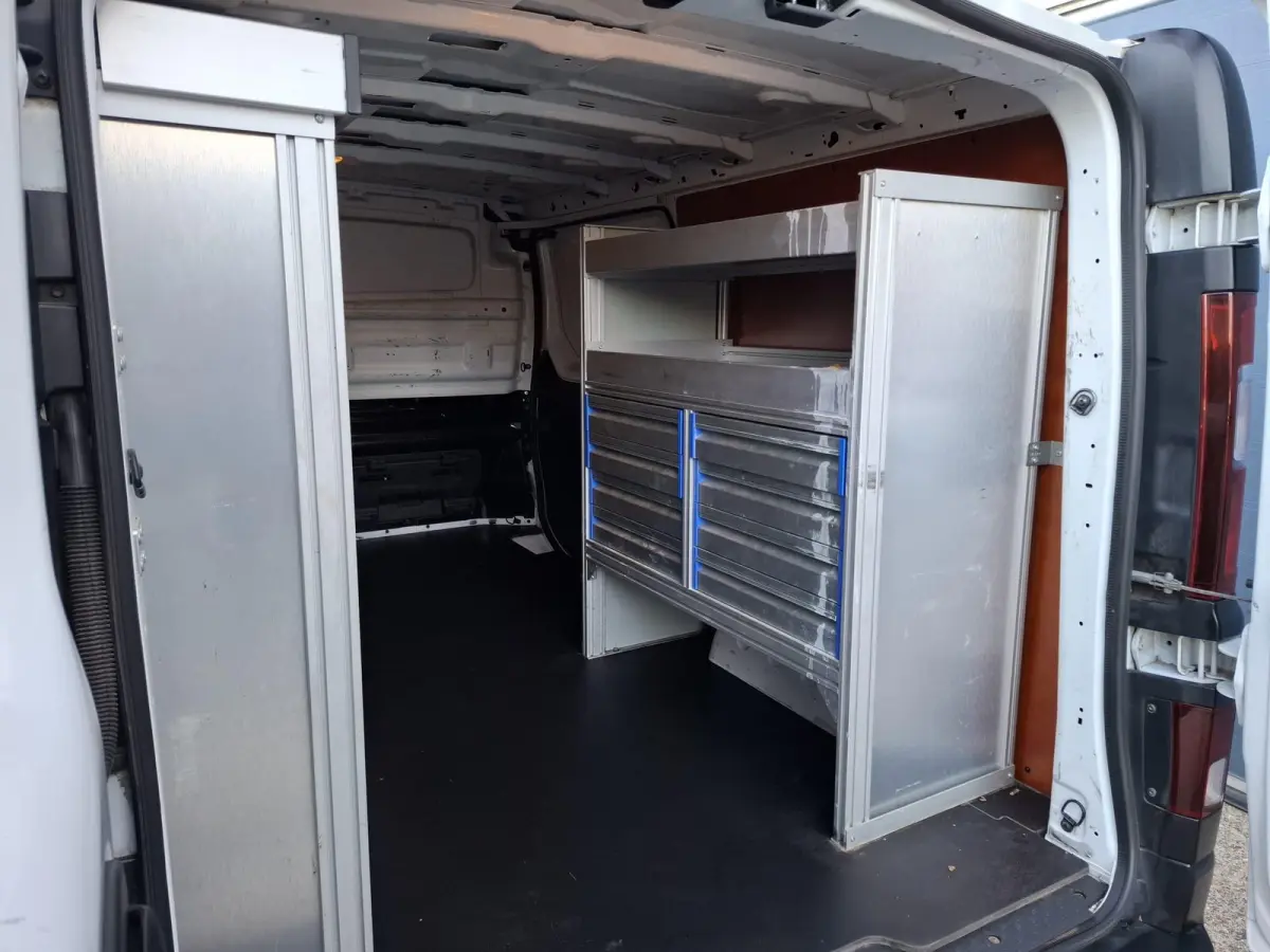 2.0 dCi 120 T29 L2H1 Luxe AIRCO / KASTEN INRICHTING / 3 ZITS / IMPERIAL / EURO 6