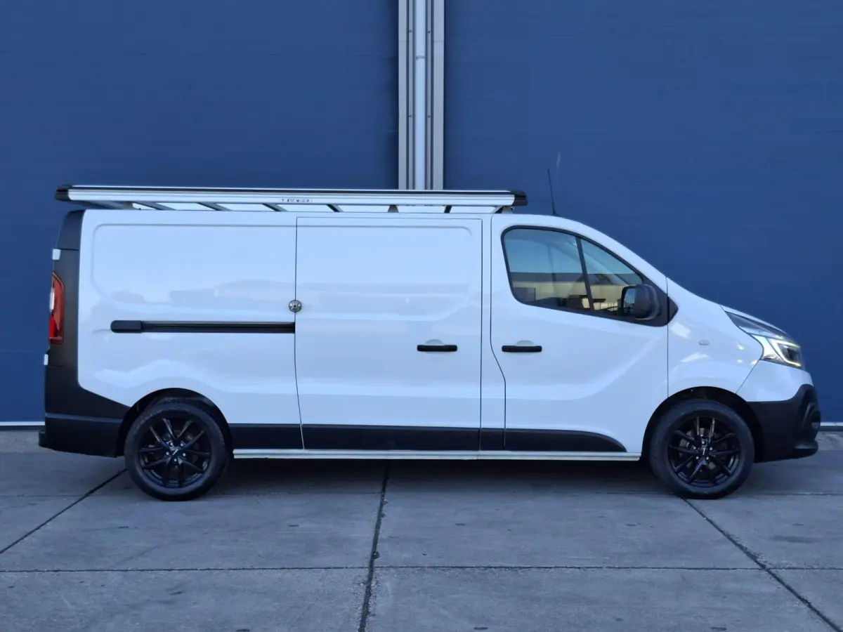 2.0 dCi 120 T29 L2H1 Luxe AIRCO / KASTEN INRICHTING / 3 ZITS / IMPERIAL / EURO 6
