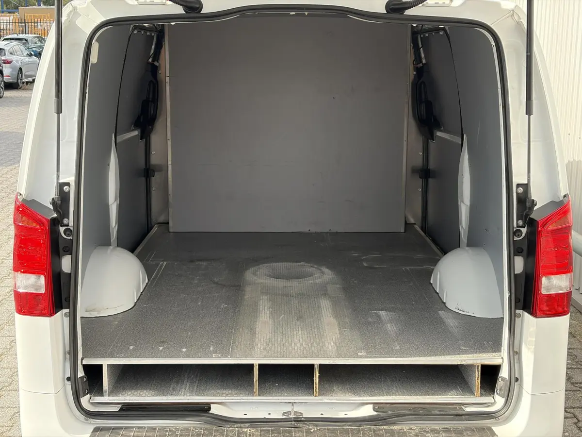 116 CDI Lang*2XSCHUIF*NAVI*CRUISE*ECC*HAAK*TEL*