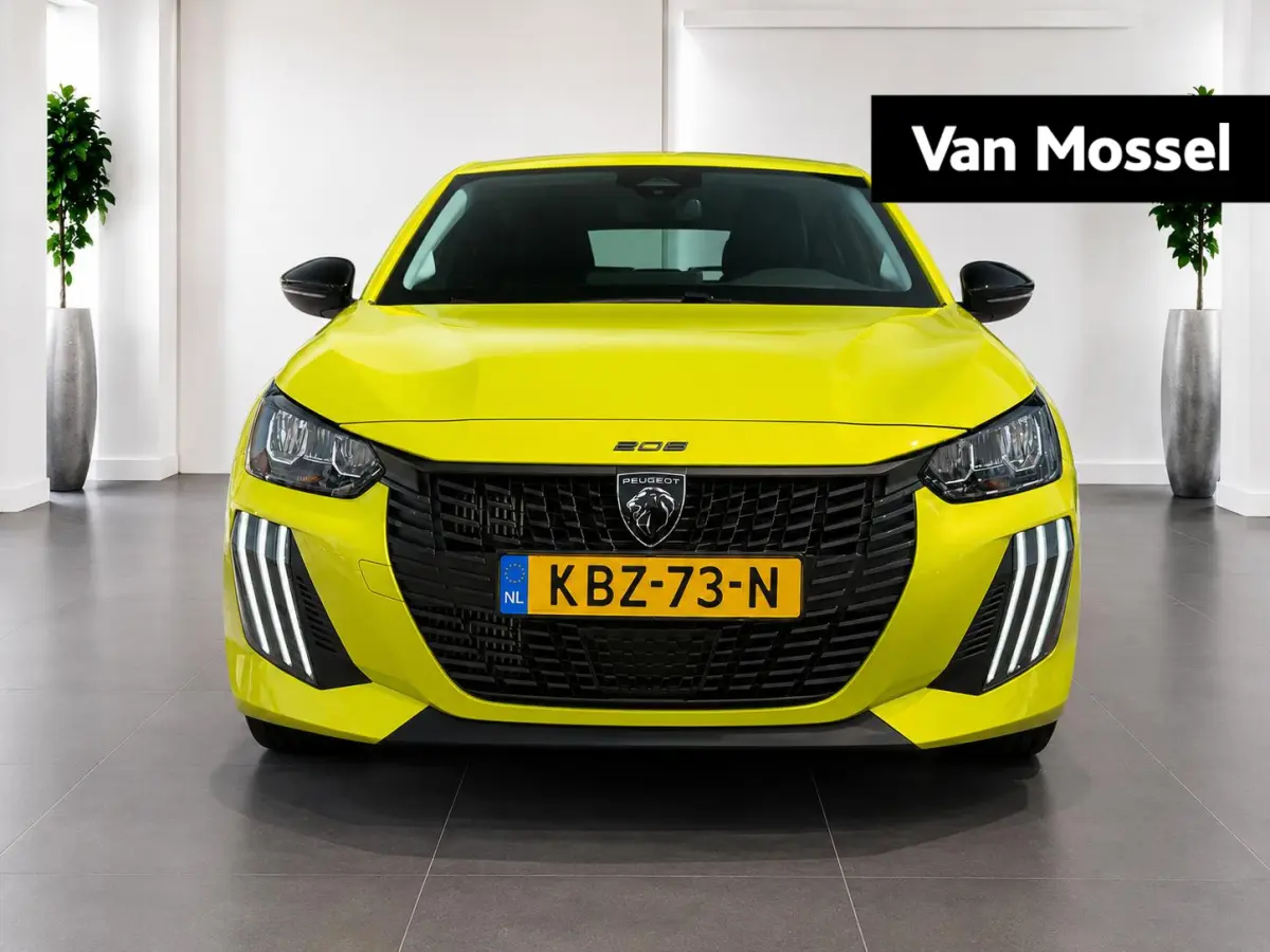 1.2 PureTech 100 Style | Navigatie | Apple Carplay/Android Auto | Parkeersensoren |