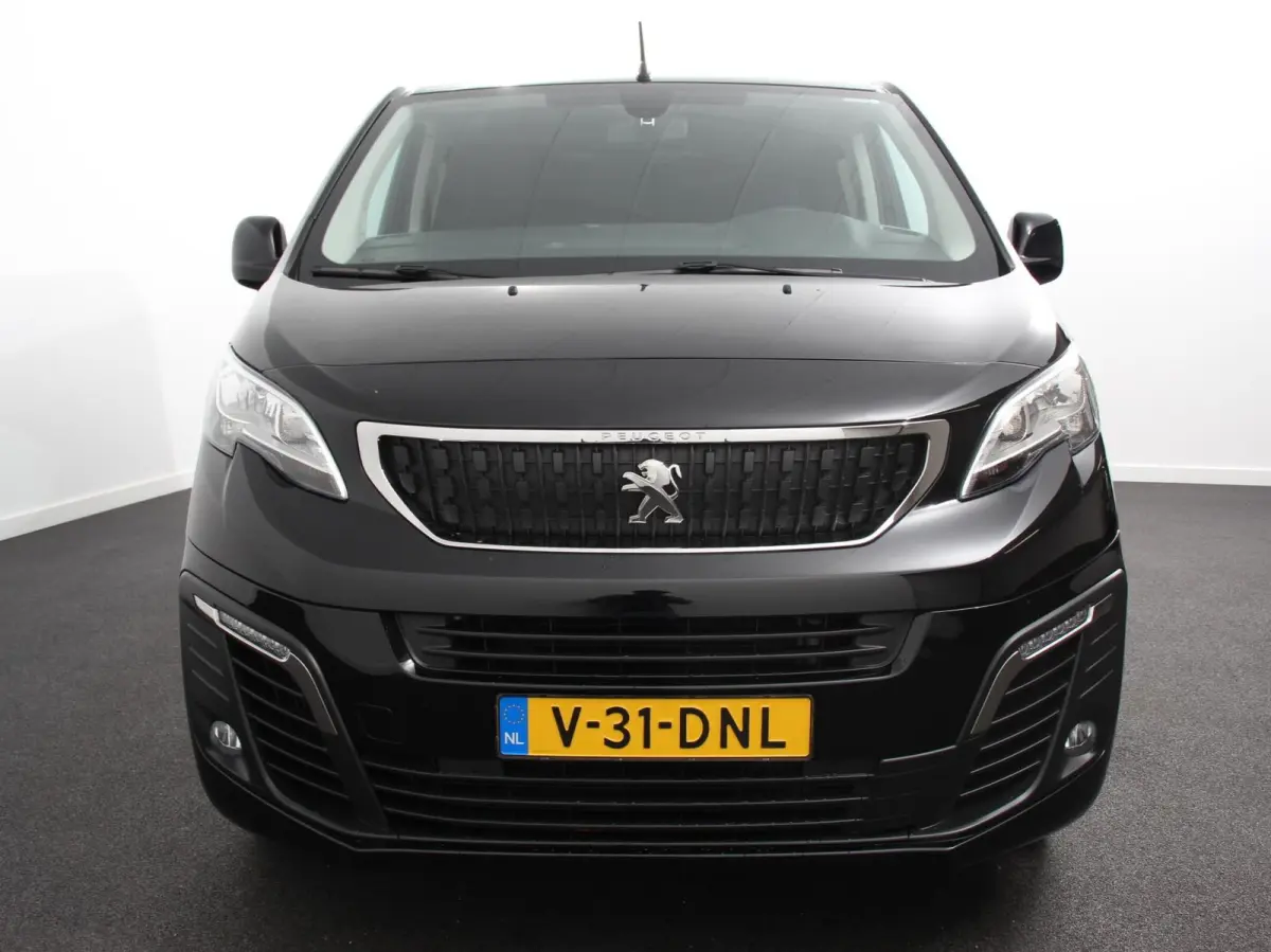 2.0 180PK Long Premium Dubbele Cabine Automaat Navigatie Apple Carplay/Android Auto Airco Bluetooth Trekhaak Betimmering