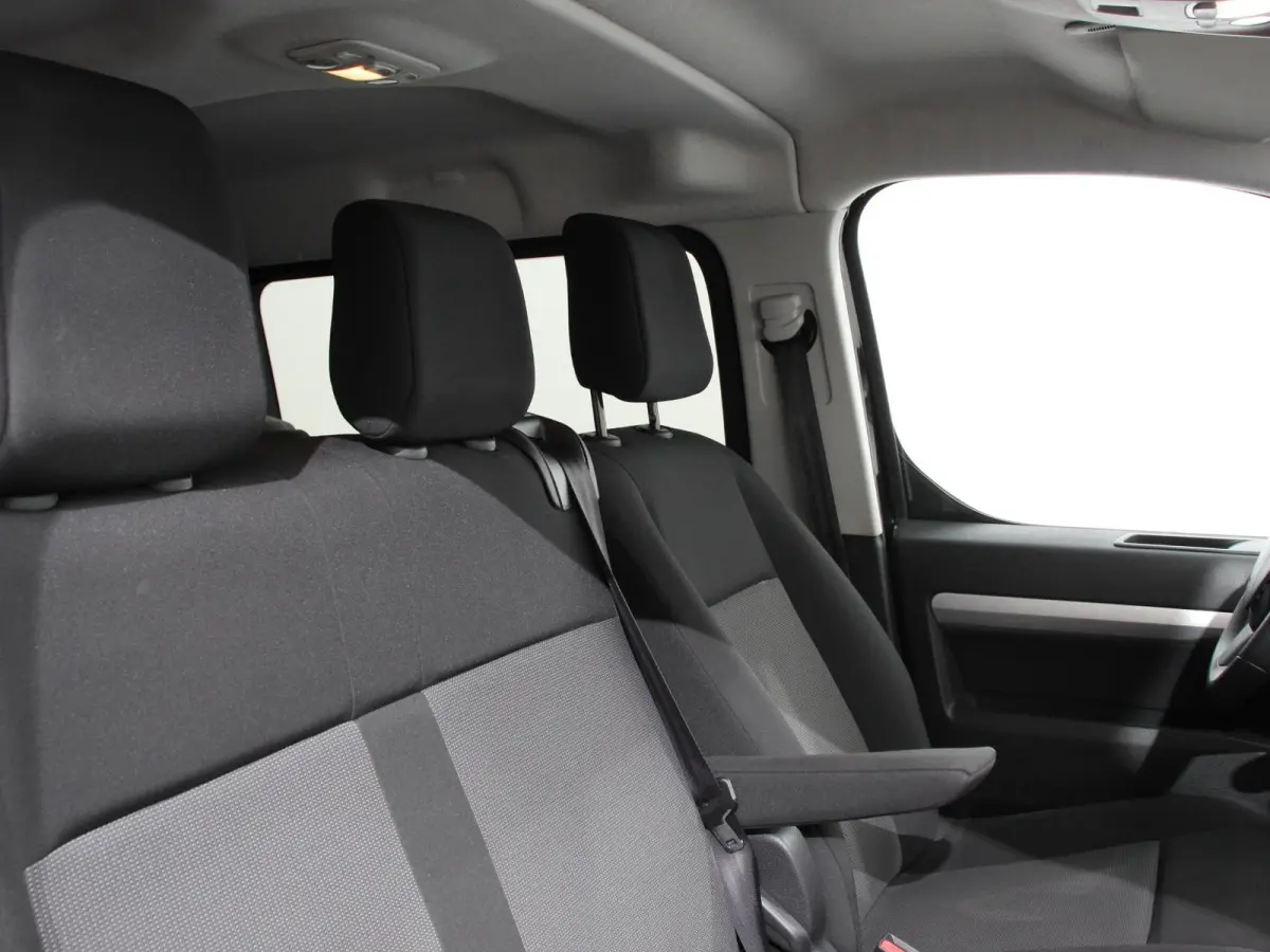 2.0 180PK Long Premium Dubbele Cabine Automaat Navigatie Apple Carplay/Android Auto Airco Bluetooth Trekhaak Betimmering