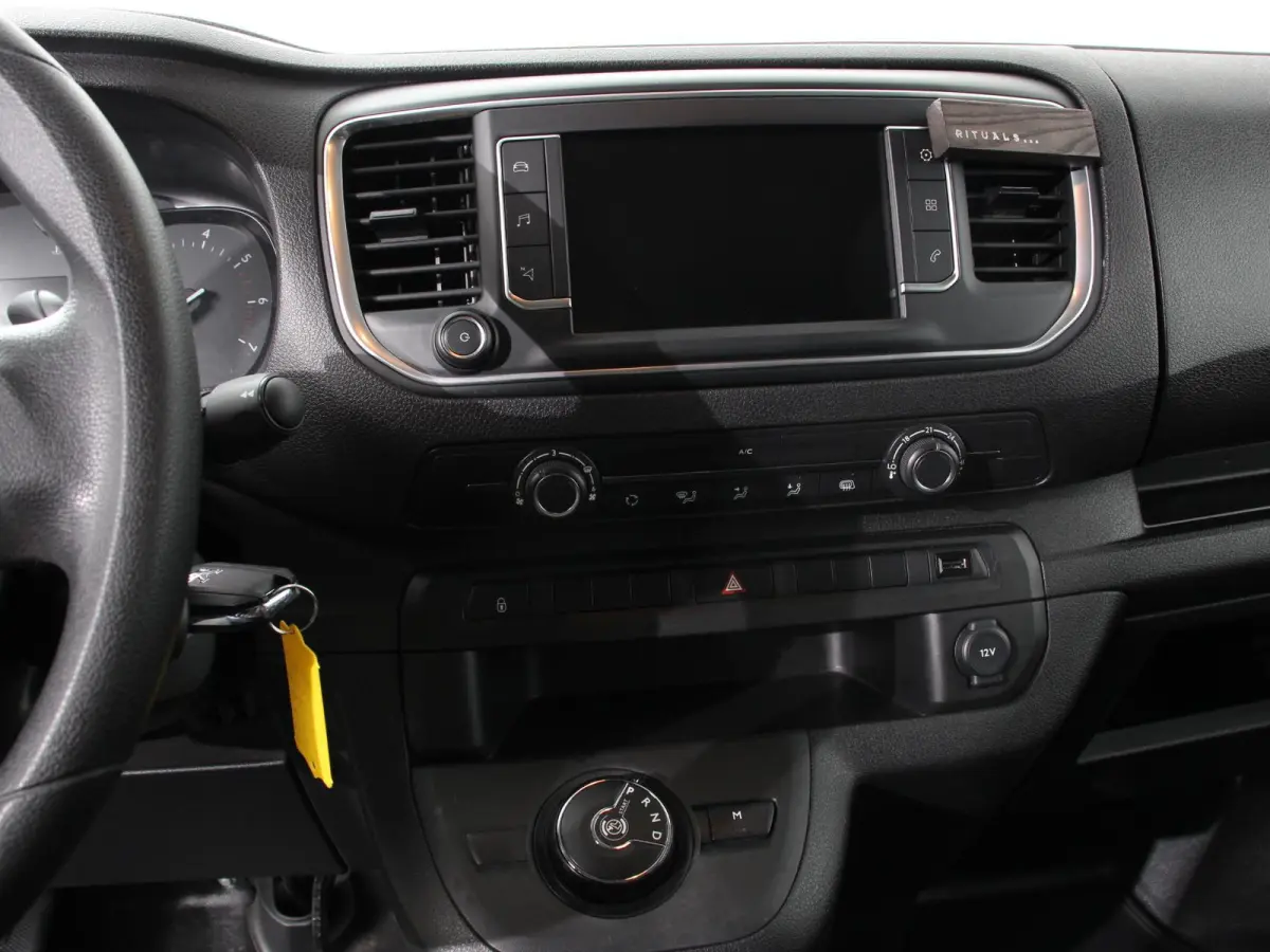 2.0 180PK Long Premium Dubbele Cabine Automaat Navigatie Apple Carplay/Android Auto Airco Bluetooth Trekhaak Betimmering