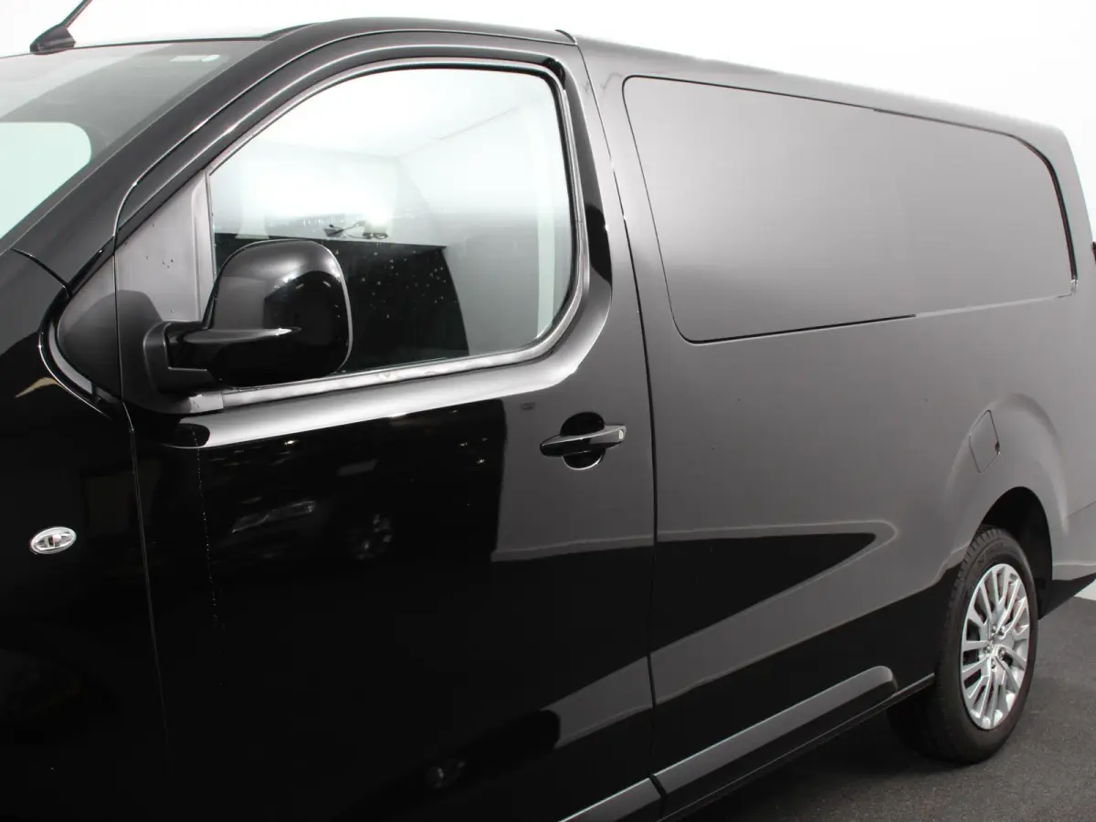 2.0 180PK Long Premium Dubbele Cabine Automaat Navigatie Apple Carplay/Android Auto Airco Bluetooth Trekhaak Betimmering