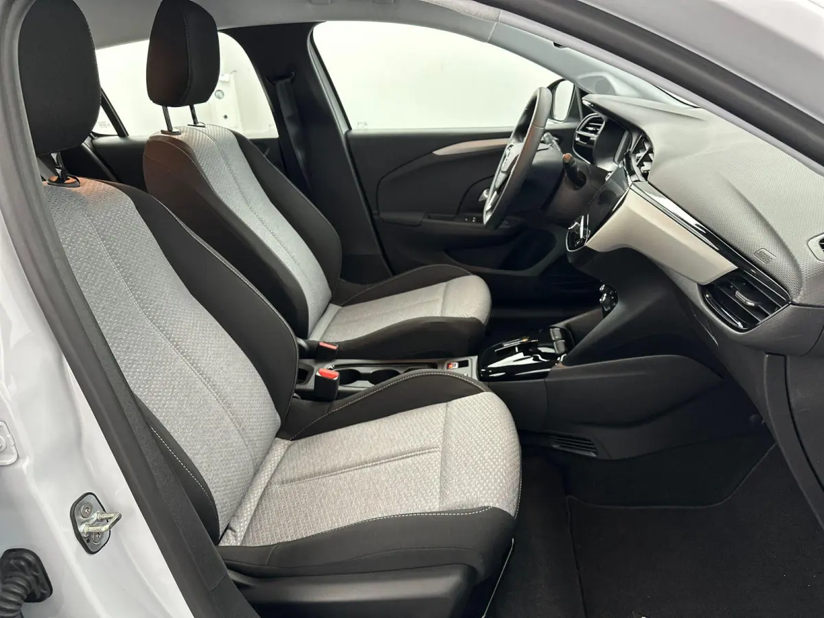 Electric Long Range Business Edition 51 kWh | Camera | Sensoren V+A | Apple Carplay&Android Auto | ECC | LMV | 424km WLTP | 156PK | Tot 8 jaar garantie!