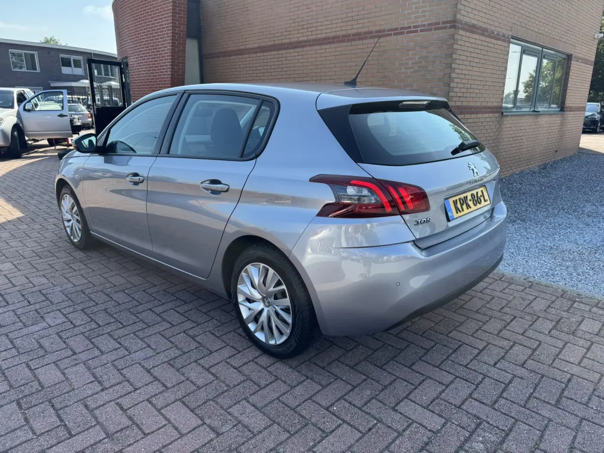 1.5 BlueHDi Blue Lease, Euro 6, Apple Carplay,