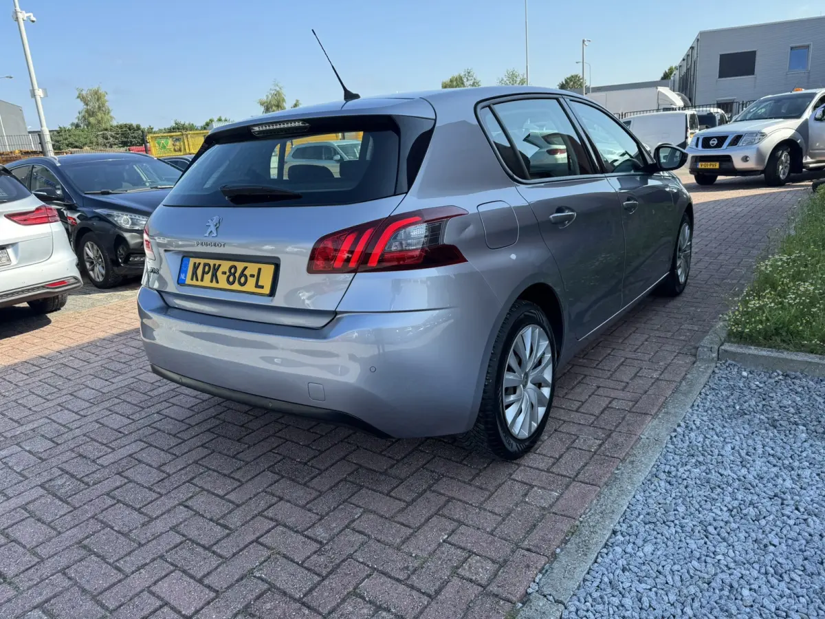 1.5 BlueHDi Blue Lease, Euro 6, Apple Carplay,