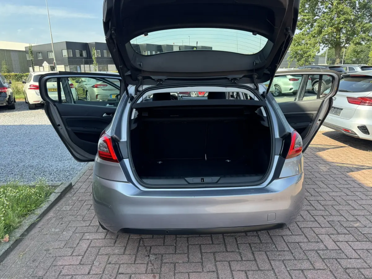 1.5 BlueHDi Blue Lease, Euro 6, Apple Carplay,