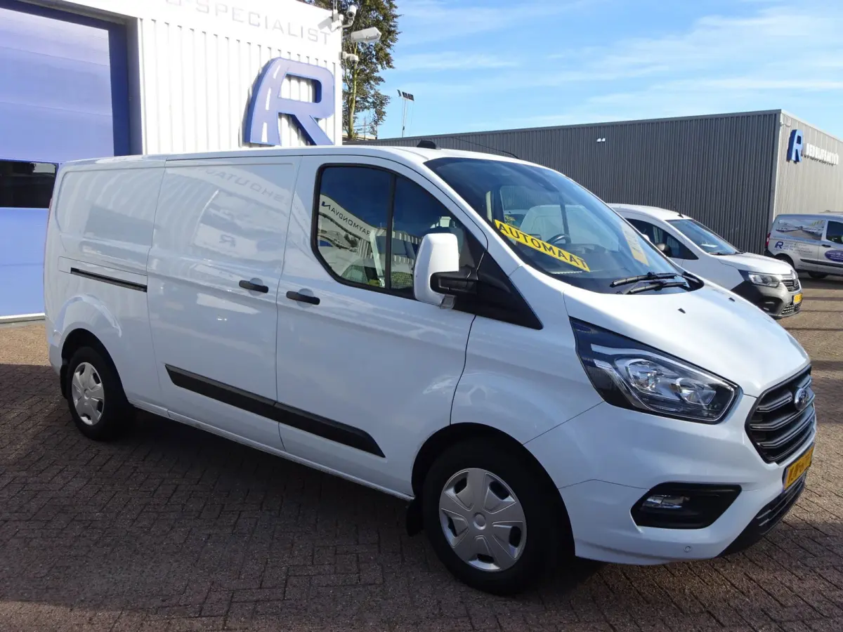 300 2.0 TDCI L2H1 Trend AUTOMAAT 3 ZITTER GROOT SCHERM