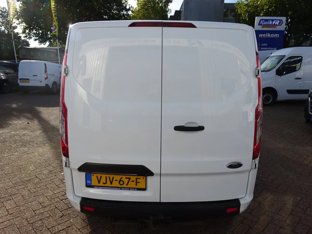 300 2.0 TDCI L2H1 Trend AUTOMAAT 3 ZITTER GROOT SCHERM