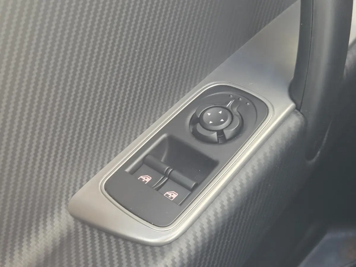 0.9 TwinAir ECO Super / Cruise control / Dab / Hill hold / Parkeersensor achter
