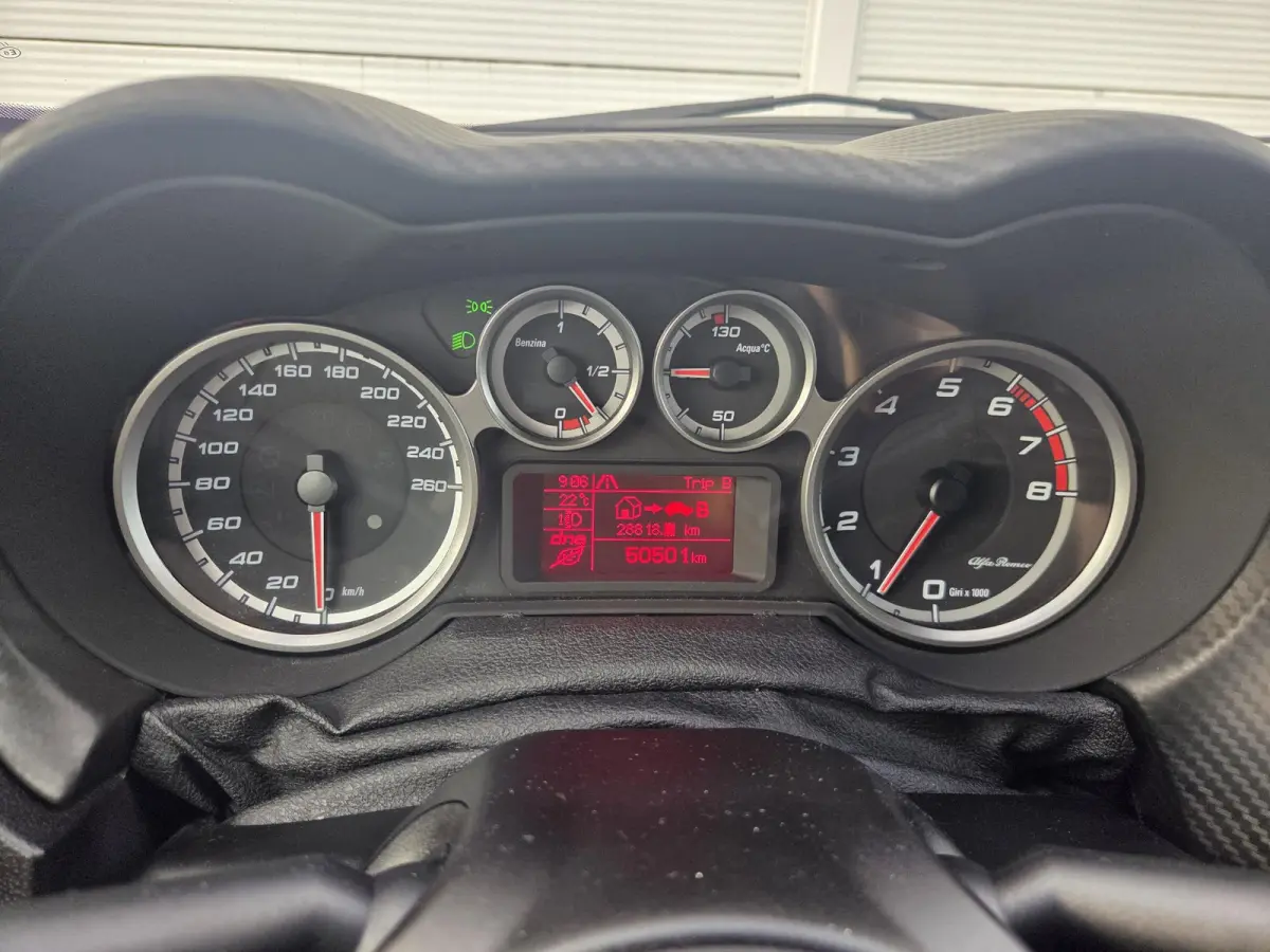 0.9 TwinAir ECO Super / Cruise control / Dab / Hill hold / Parkeersensor achter