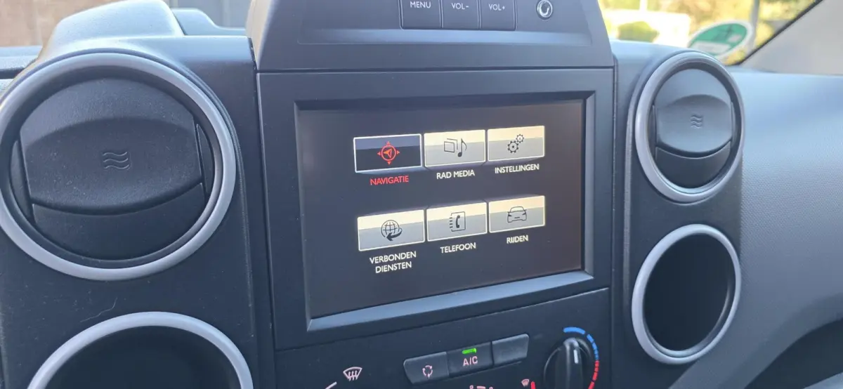 bestel 1.6 BlueHDI 75 Business Economy