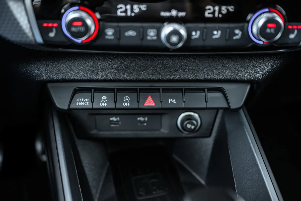 40 TFSI Pro Line S|Camera|Lane-Assist|Acc|Carplay|Dealer Onderhouden|