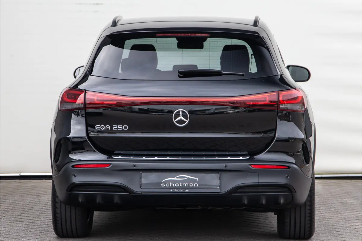 250 AMG Nightpakket, Widescreen, Trekhaak, Camera 2023