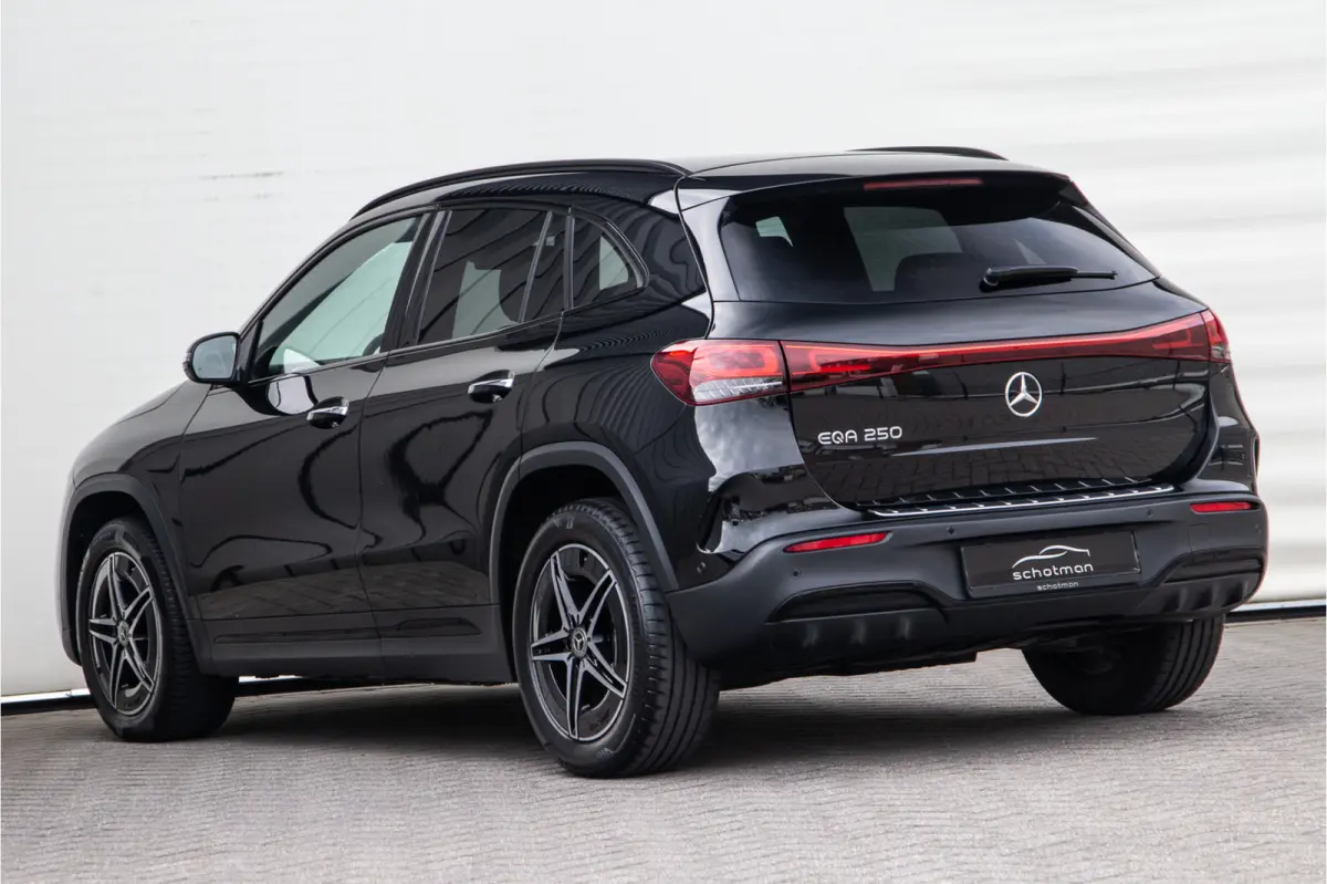 250 AMG Nightpakket, Widescreen, Trekhaak, Camera 2023