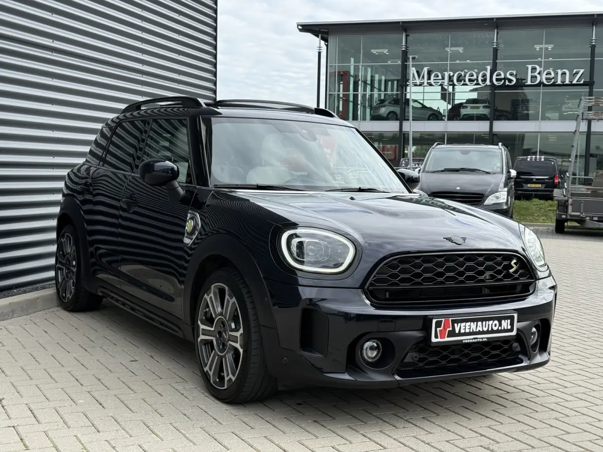 1.5 Cooper SE ALL4 Leder/Pano/Camera/H&K