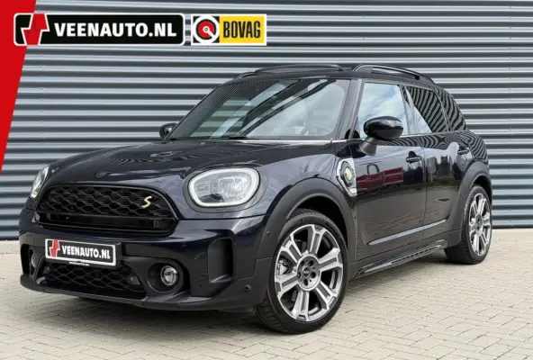 1.5 Cooper SE ALL4 Leder/Pano/Camera/H&K