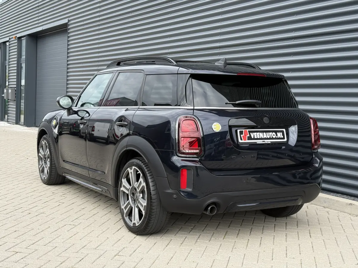 1.5 Cooper SE ALL4 Leder/Pano/Camera/H&K