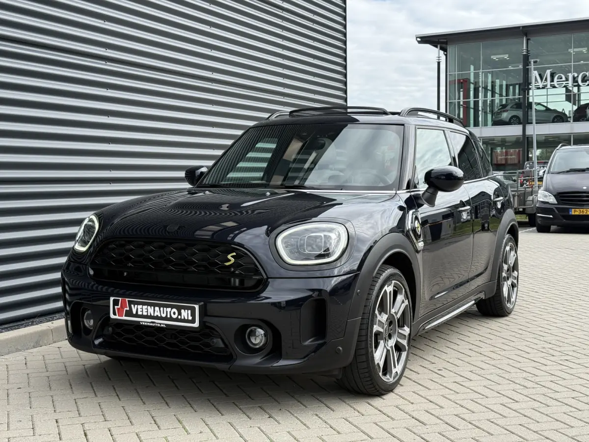 1.5 Cooper SE ALL4 Leder/Pano/Camera/H&K
