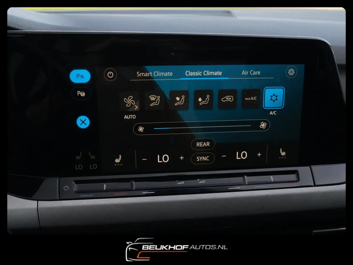 2.0 TDI Golf Camera Carplay Navi Virtual Pdc