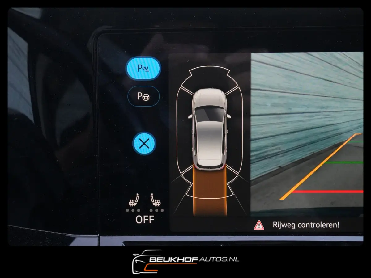 2.0 TDI Golf Camera Carplay Navi Virtual Pdc