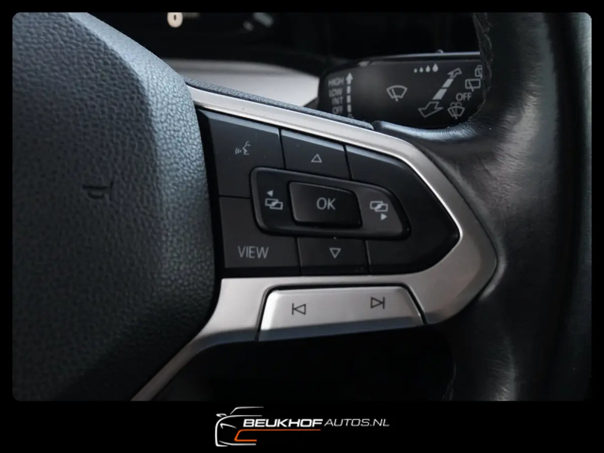 2.0 TDI Golf Camera Carplay Navi Virtual Pdc