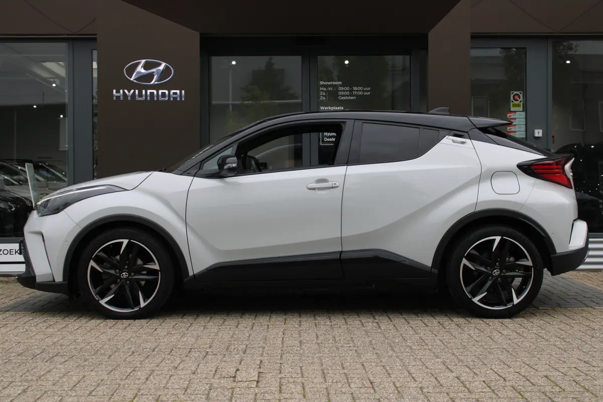 2.0 Hybrid GR-Sport