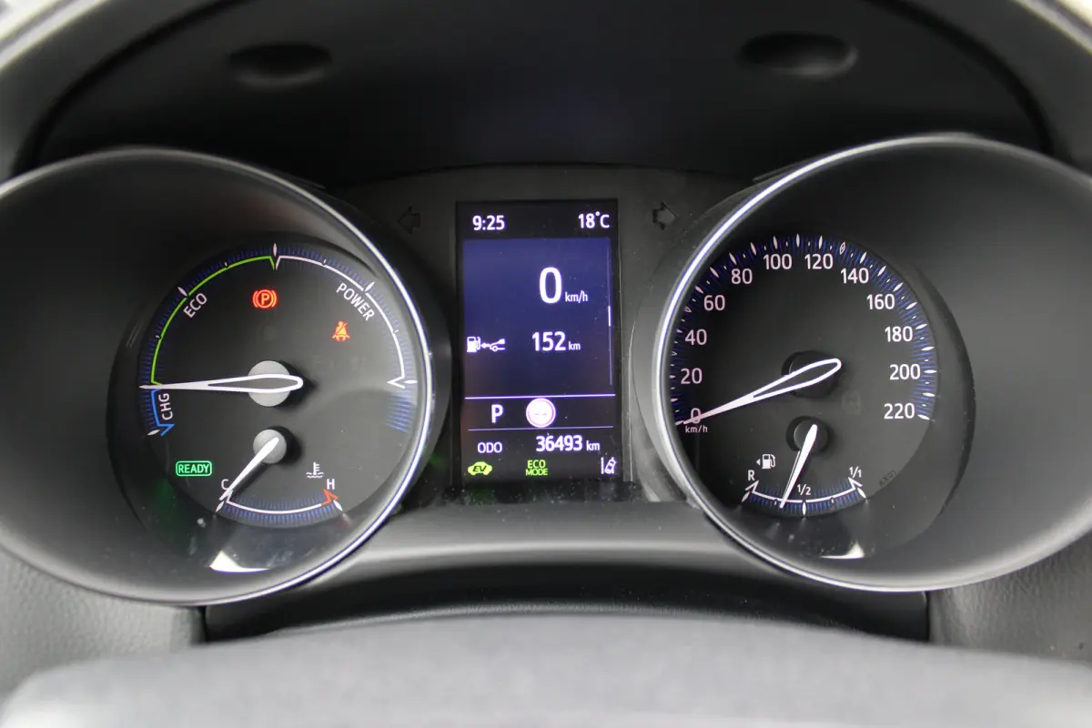 2.0 Hybrid GR-Sport