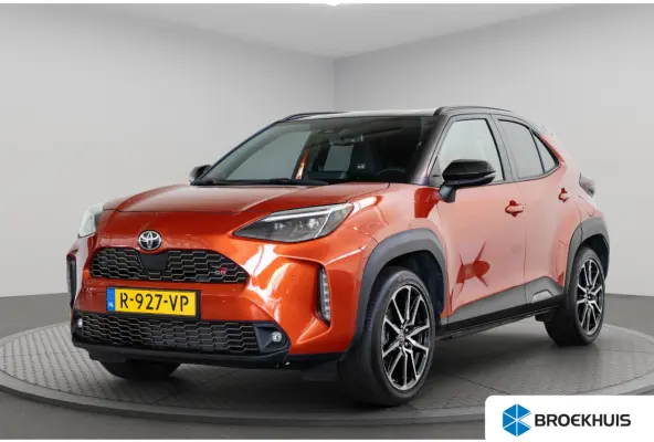 1.5 Hybrid GR Sport | Trekhaak | Alcantara | Stoel & Stuurverwarming | Navigatie | Camera | Apple Carplay & Android Auto |