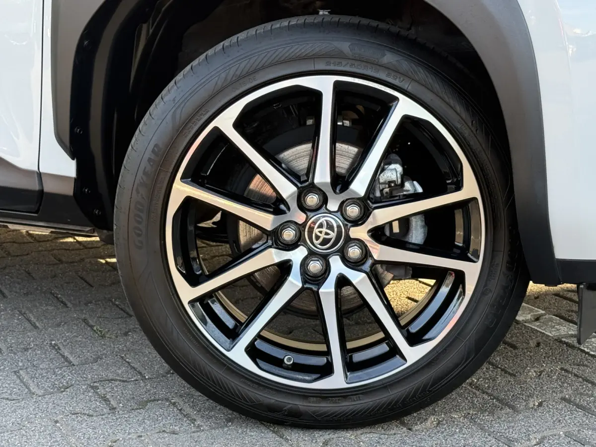 1.5 Hybrid GR Sport | Trekhaak | JBL | HUD | ACC | 18 inch