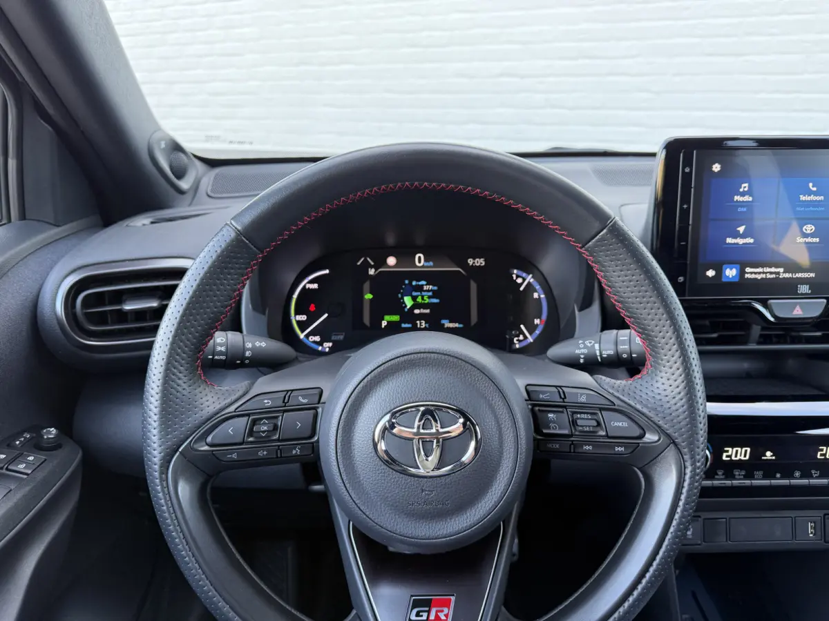 1.5 Hybrid GR Sport | Trekhaak | JBL | HUD | ACC | 18 inch