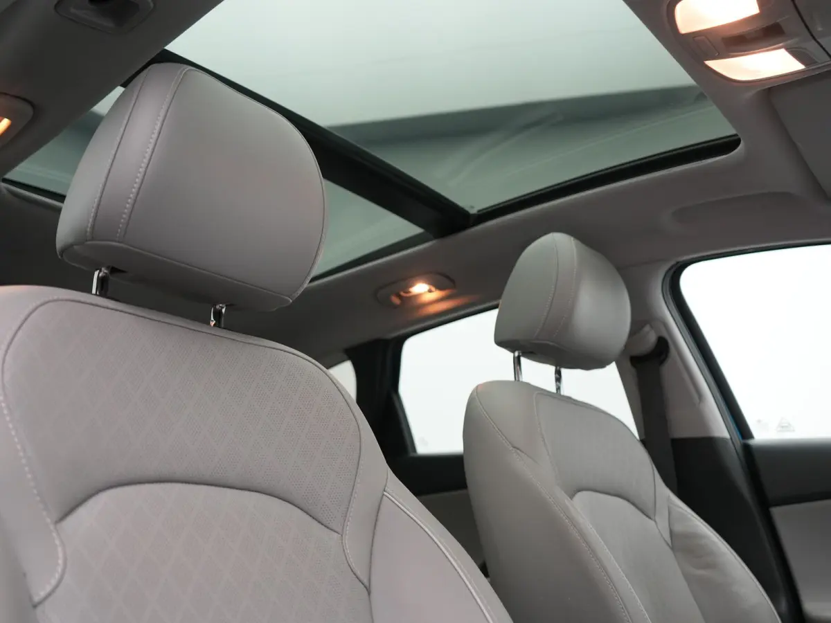 1.4 T-GDI Premium 141pk | Panodak | Adaptive Cruise | Camera | Lederen Sportstoelen Memory & Ventilatie | Keyless | BLIS | Stoelen & Stuur Verwarmd | LED Koplampen | Navigatie | DAB |
