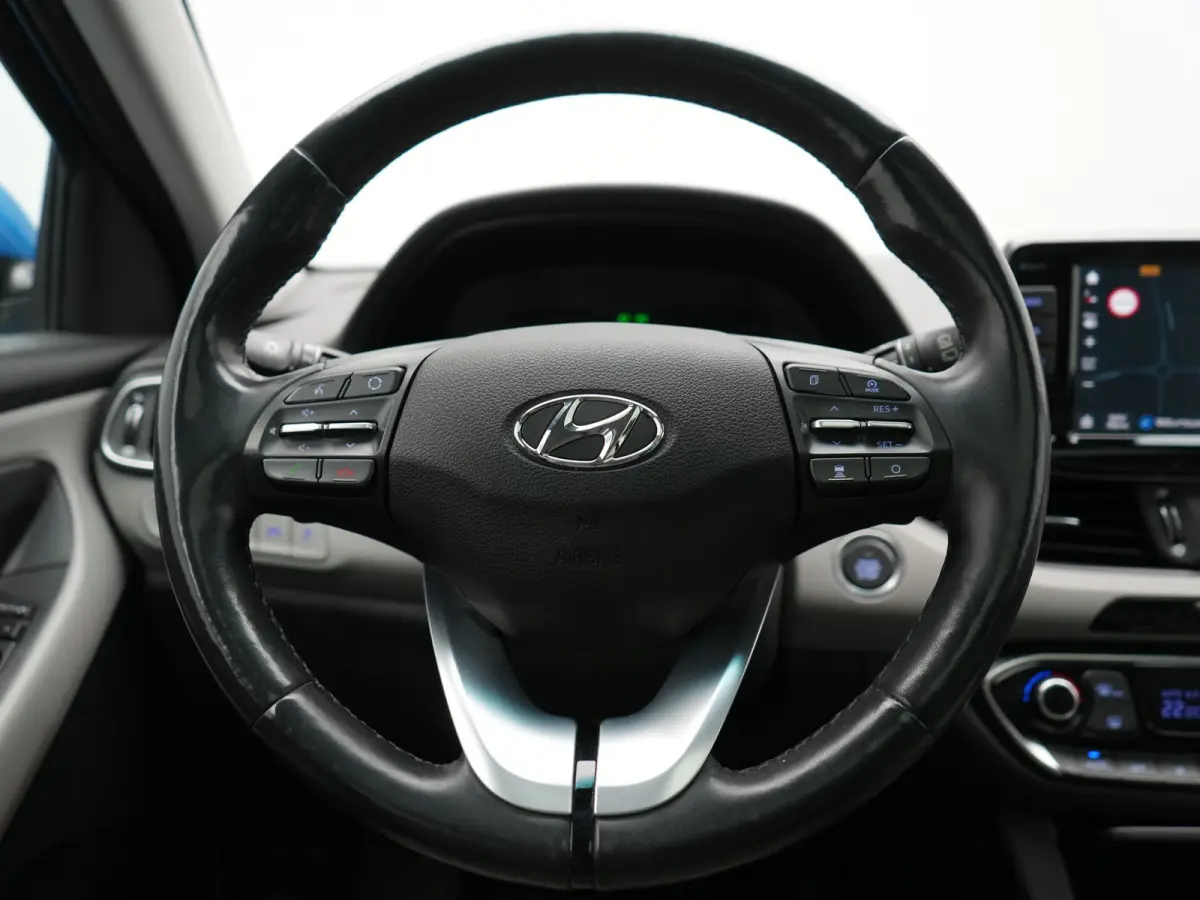 1.4 T-GDI Premium 141pk | Panodak | Adaptive Cruise | Camera | Lederen Sportstoelen Memory & Ventilatie | Keyless | BLIS | Stoelen & Stuur Verwarmd | LED Koplampen | Navigatie | DAB |